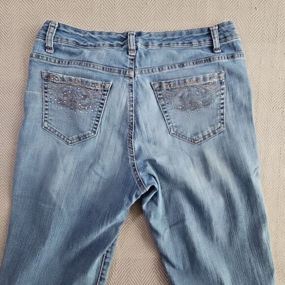 BandolinoBlu Jeans Women's Size 8 Denim Medium Wash Capri Embellished Pockets - Picture 10 of 15